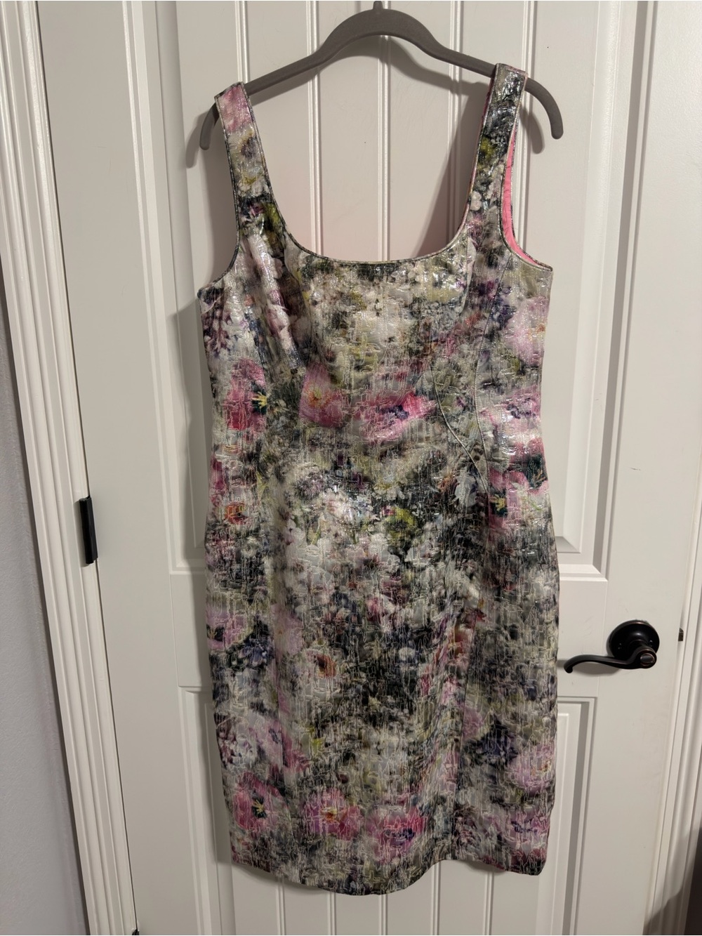 Maggie London Sleeveless Watercolor Floral Print Dress w/Metallic Sheen. Size 14